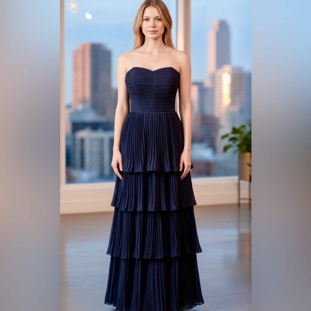 NWT Navy Blue Tiered Strapless Evening Gown Size 0 Formal Prom Gala